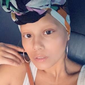 Meet your Posher, Janel